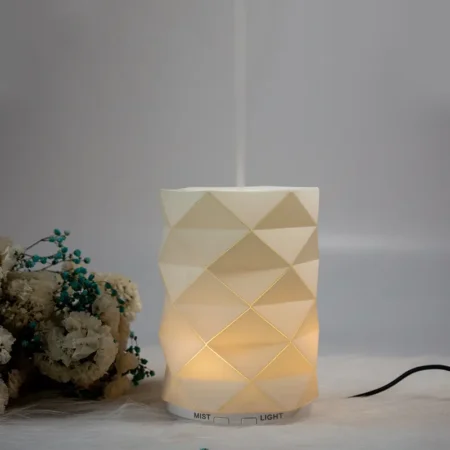 Glass aromatherapy diffuser