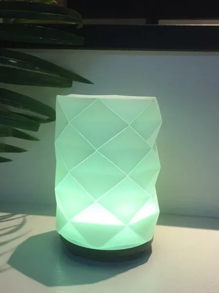 Glass aromatherapy diffuser