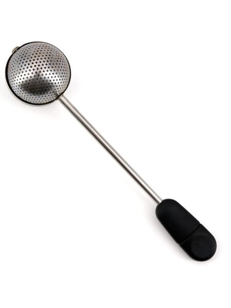 Black tea infuser with 360° handle